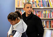 us-president-barack-obama-and-his-daught