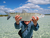 saltwater-fly-fishing-for-bonefish-in-th